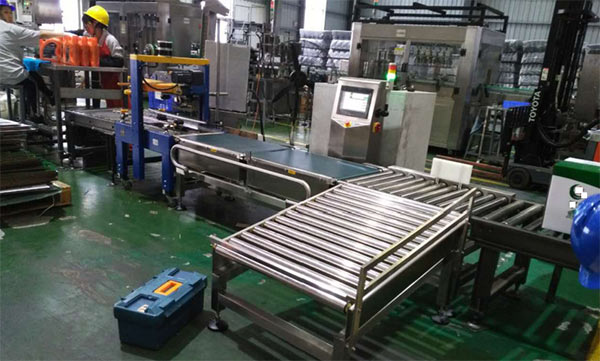 汽车润滑油称重机-在线检重机应用案例