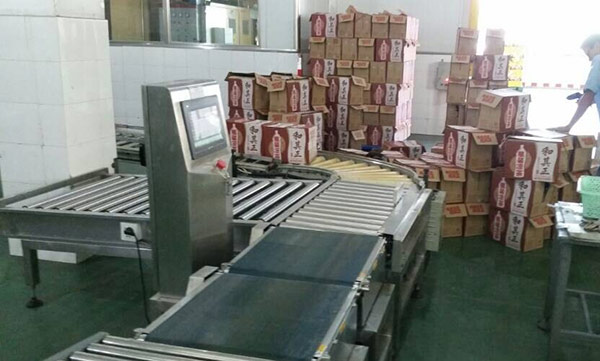 整箱饮料缺件少件-称重检测机解决方案